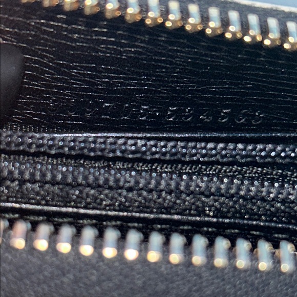 Gucci Leather Leopard Print Zip Around Wallet - Picture 9 of 9